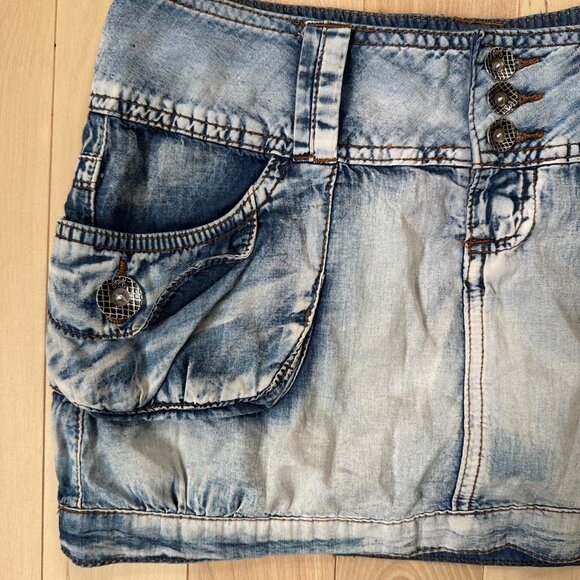 Y2K Banded Hem Denim Mini Skirt - Foxy Jeans (2000s) - Picture 3 of 8
